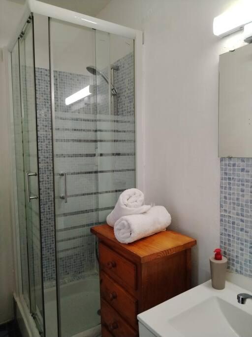Le Petit Charrier Apartment Aix-en-Provence Luaran gambar